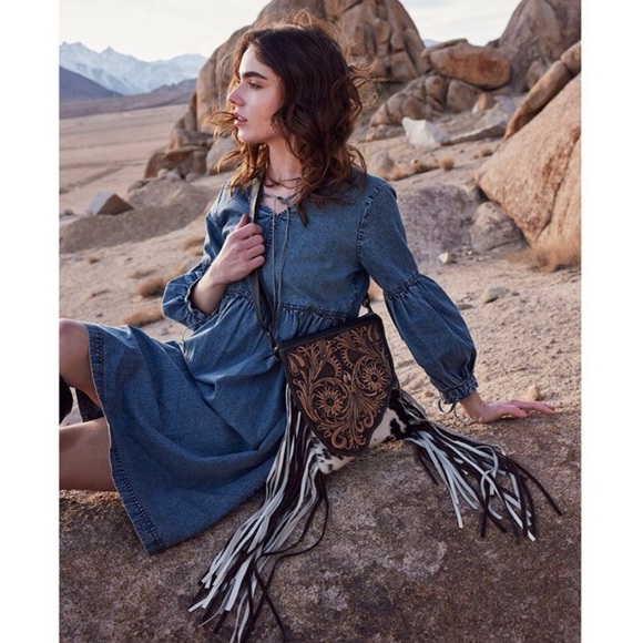 Myra Bag hand-tooled leather bag - Picture 2 of 12